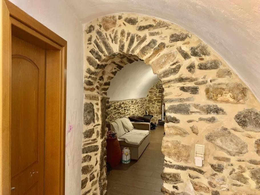 Medieval House Mestá Екстериор снимка