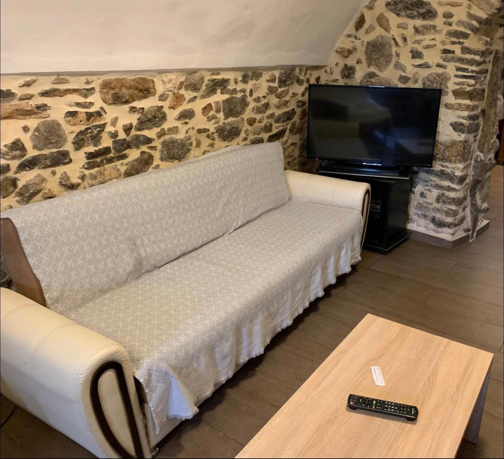 Medieval House Mestá Екстериор снимка